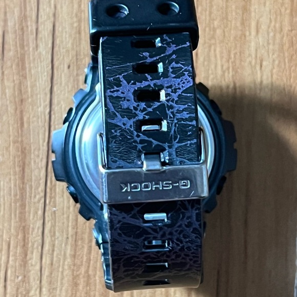 G-Shock GD-X6900PM-1 Polarized Marble - Picture 5 of 5
